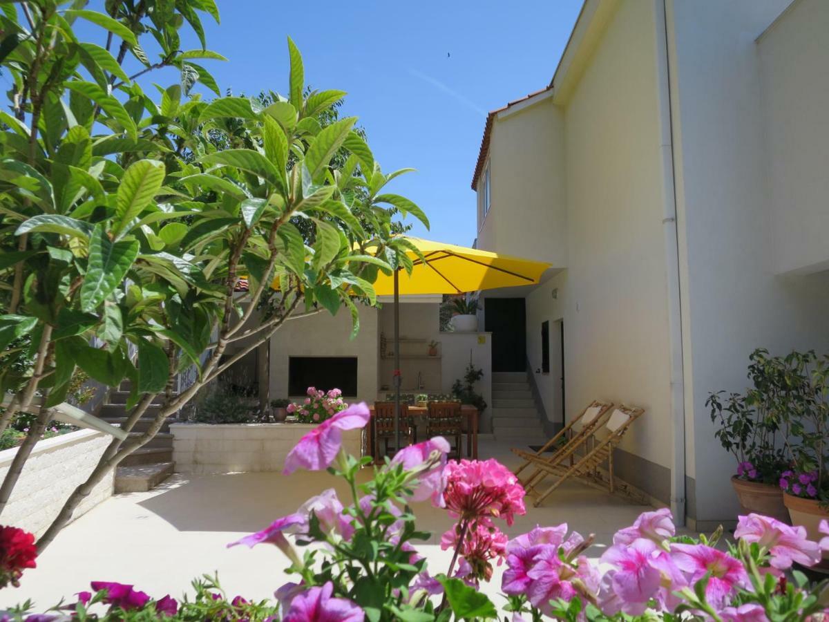 Apartments Kuzmanic Omis Exterior photo